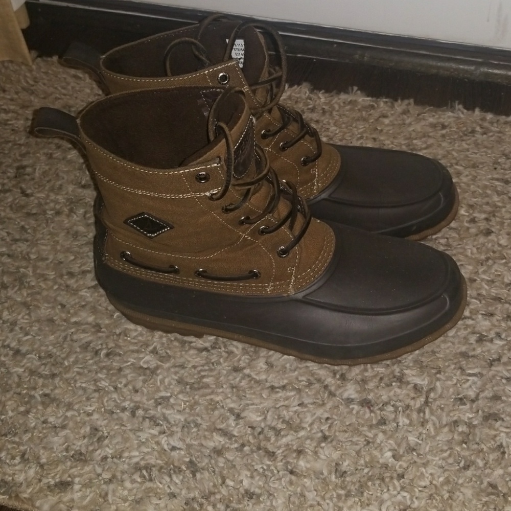 Sperry rainboots